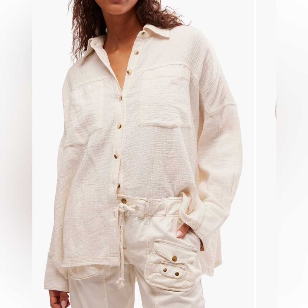 Free People We the Free Cardiff‎ Top Size Small Optic White Cream Button Down